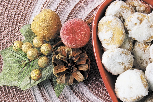Biscoitinhos artesanais  lembram  interior, roça,  infância, tempo  que ainda  corria lento
